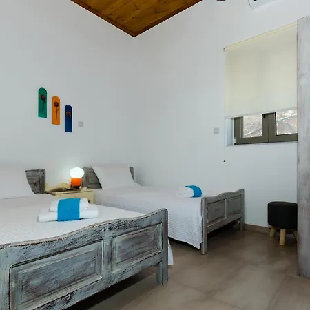 Casa de Férias M & E Sea View House Kíssamos